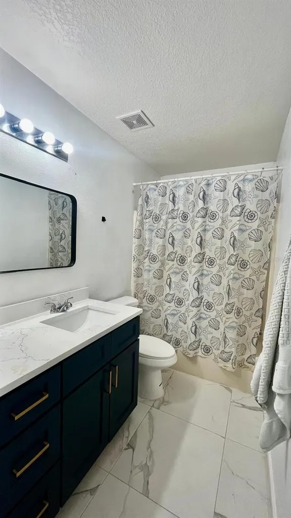 703 Robin Court Kissimmee FL 34759