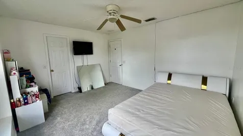 703 Robin Court Kissimmee FL 34759