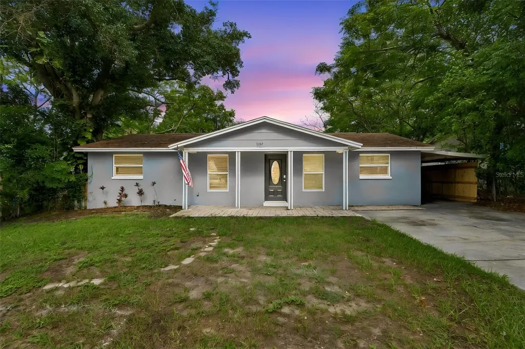 1124 Jadewood Avenue Clearwater FL 33759