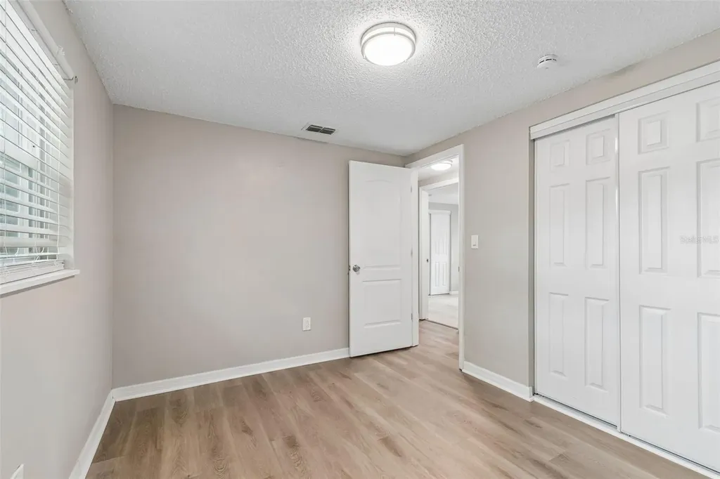 1124 Jadewood Avenue Clearwater FL 33759