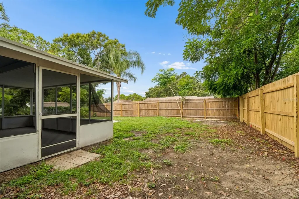 1124 Jadewood Avenue Clearwater FL 33759