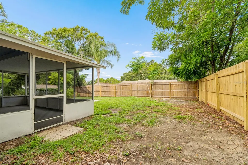 1124 Jadewood Avenue Clearwater FL 33759
