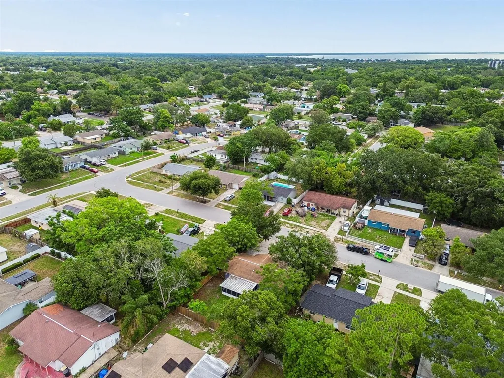 1124 Jadewood Avenue Clearwater FL 33759