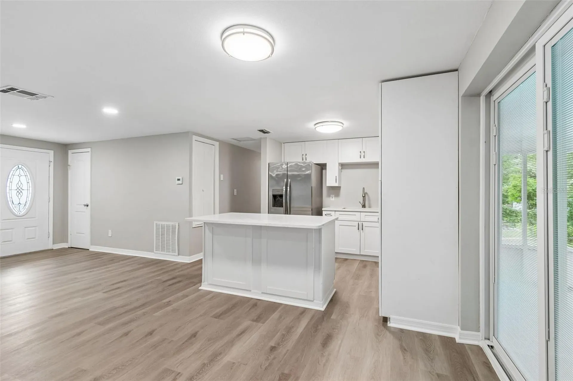 1124 Jadewood Avenue Clearwater FL 33759