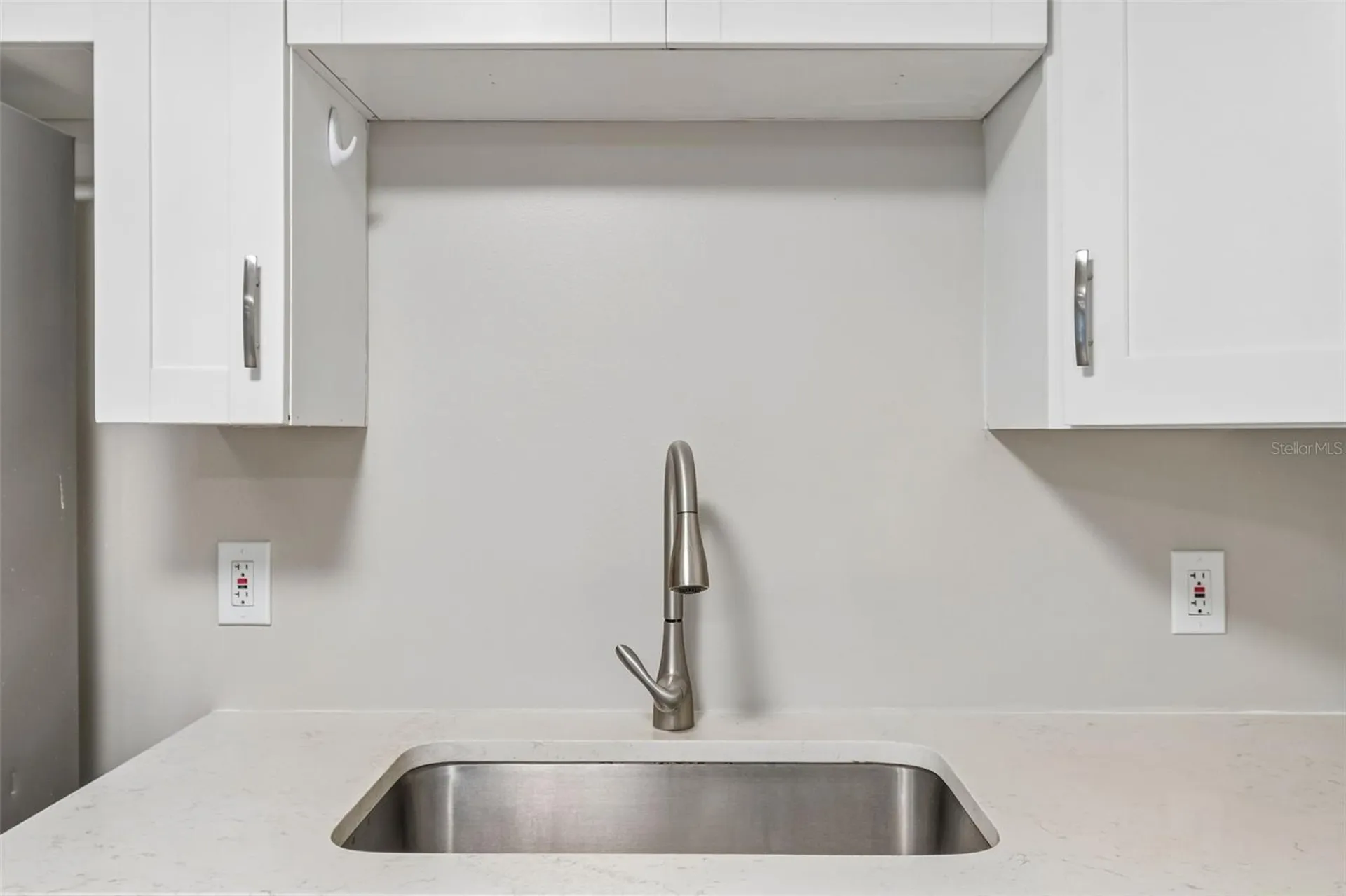 1124 Jadewood Avenue Clearwater FL 33759