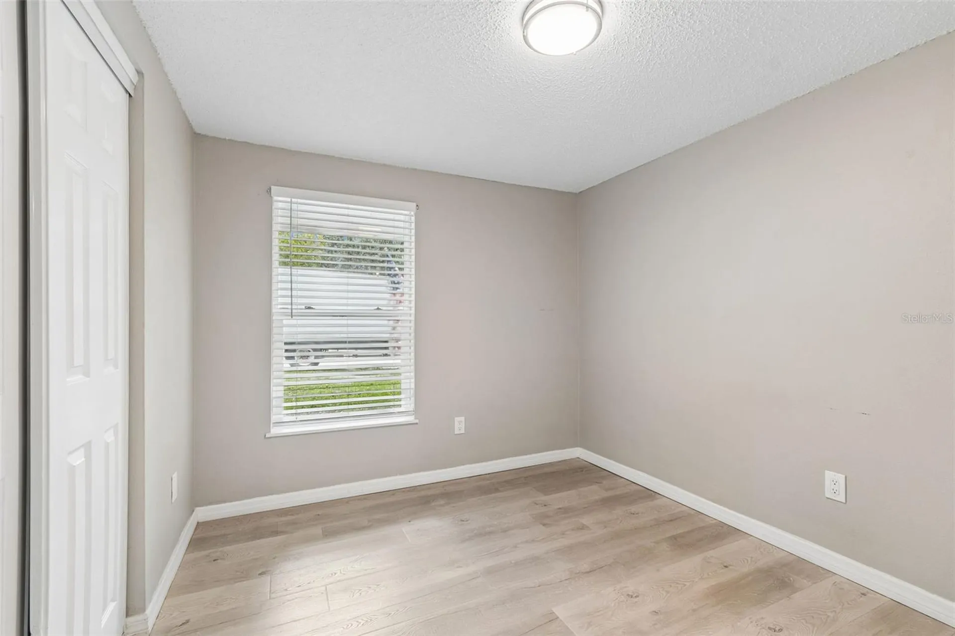 1124 Jadewood Avenue Clearwater FL 33759
