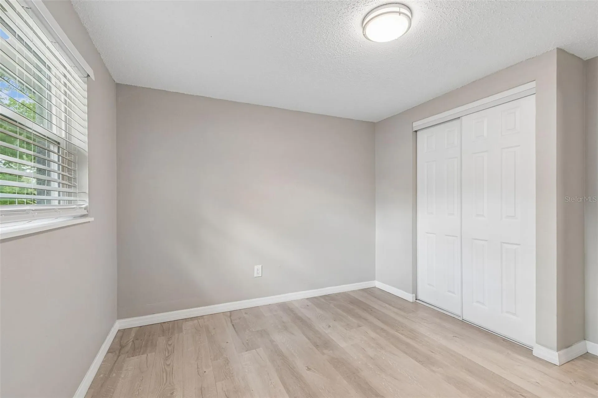 1124 Jadewood Avenue Clearwater FL 33759