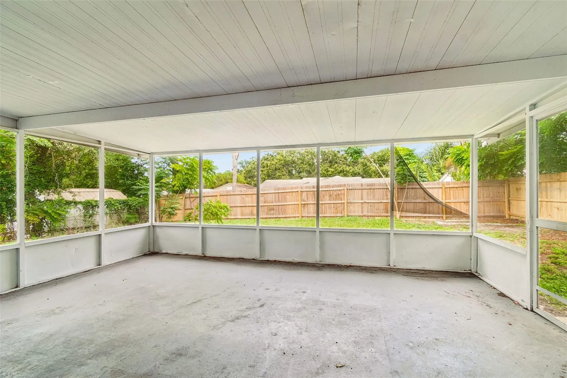 1124 Jadewood Avenue Clearwater FL 33759
