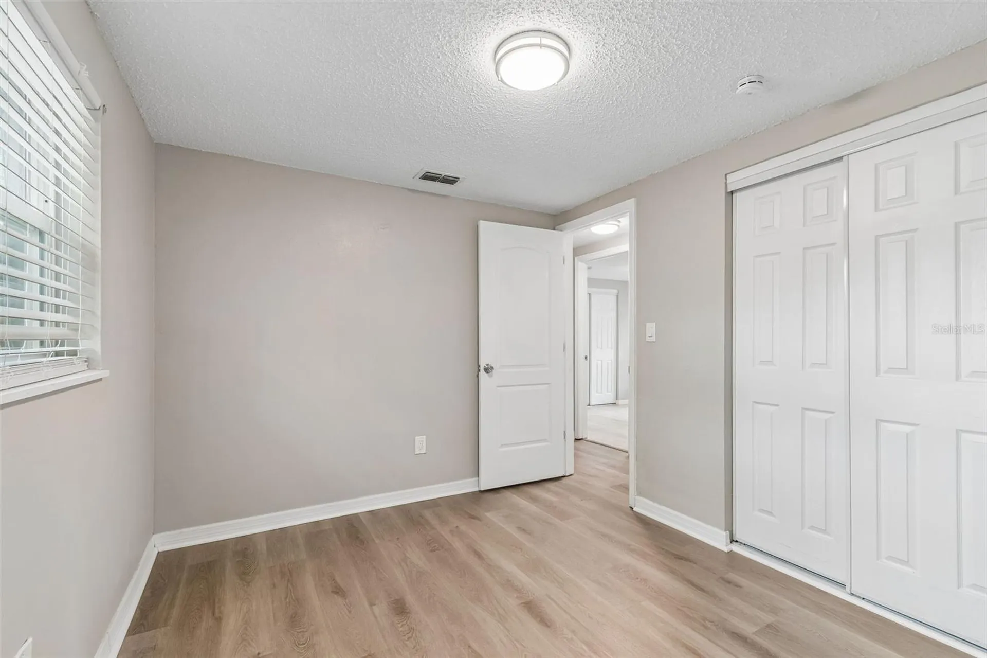 1124 Jadewood Avenue Clearwater FL 33759
