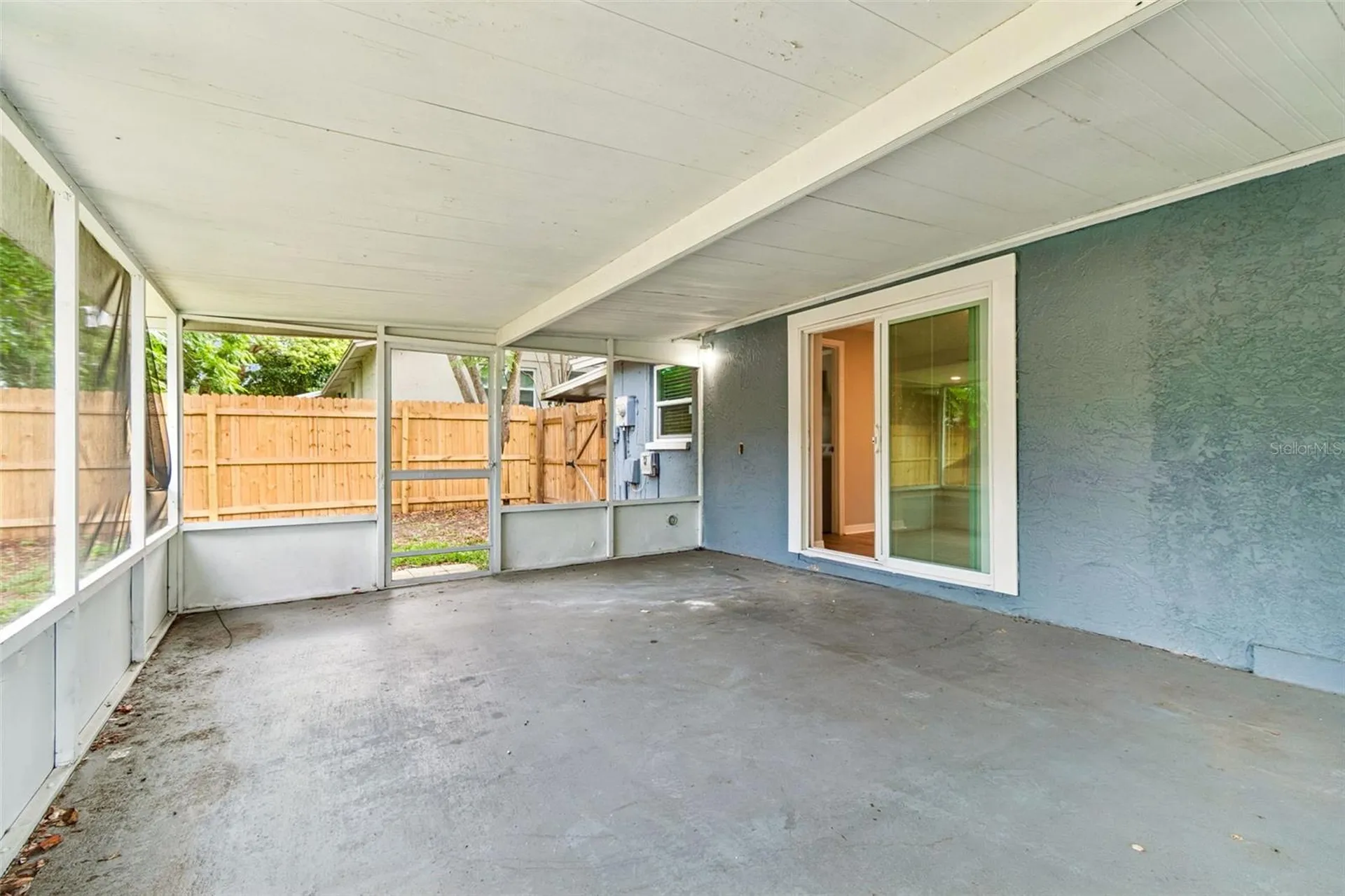 1124 Jadewood Avenue Clearwater FL 33759