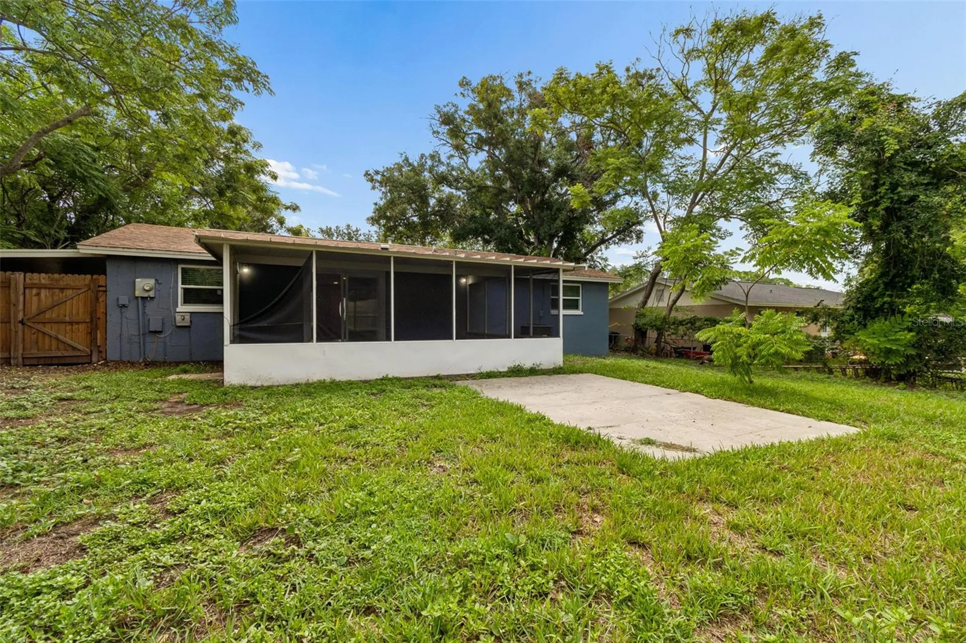 1124 Jadewood Avenue Clearwater FL 33759