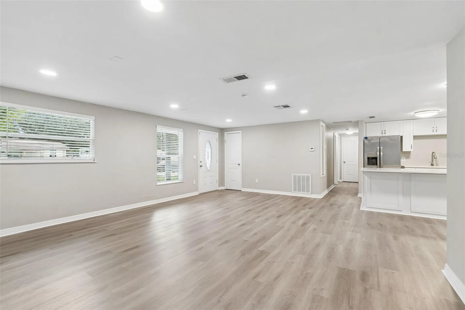 1124 Jadewood Avenue Clearwater FL 33759