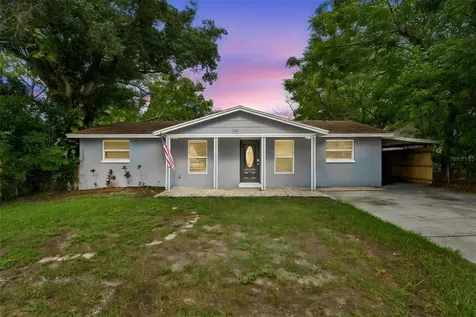 1124 Jadewood Avenue Clearwater FL 33759