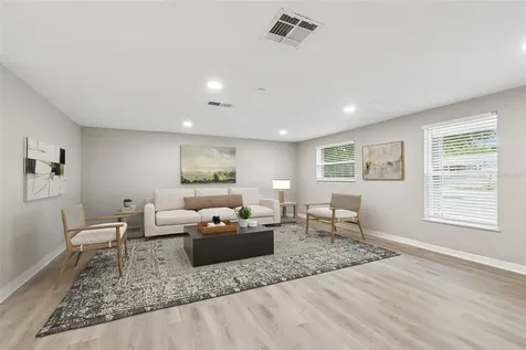 1124 Jadewood Avenue Clearwater FL 33759