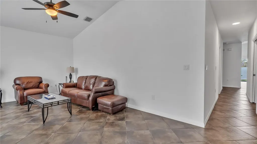 1103 W Kirby Street Tampa FL 33604