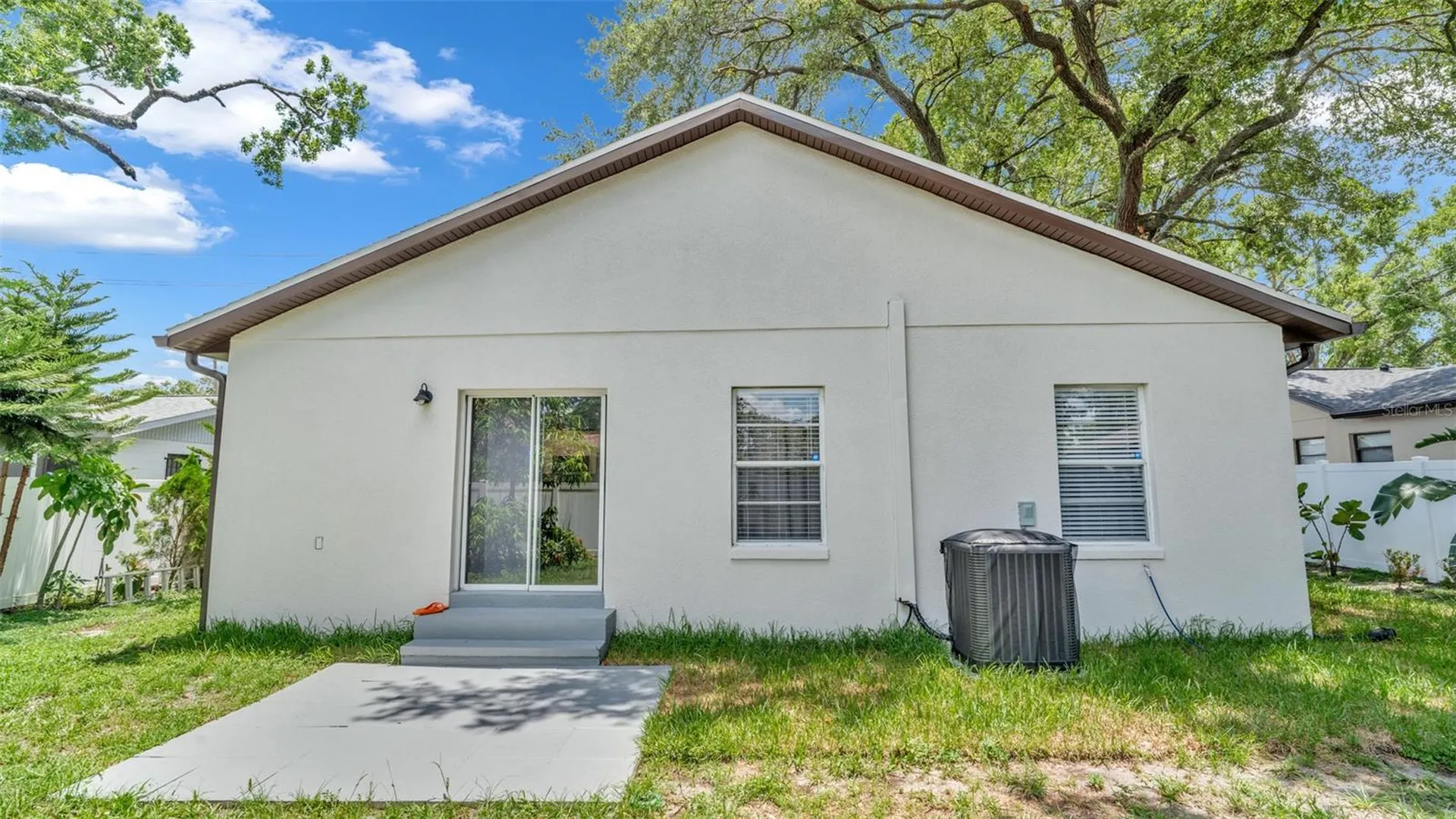 1103 W Kirby Street Tampa FL 33604