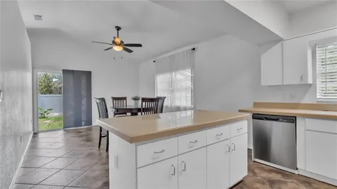 1103 W Kirby Street Tampa FL 33604