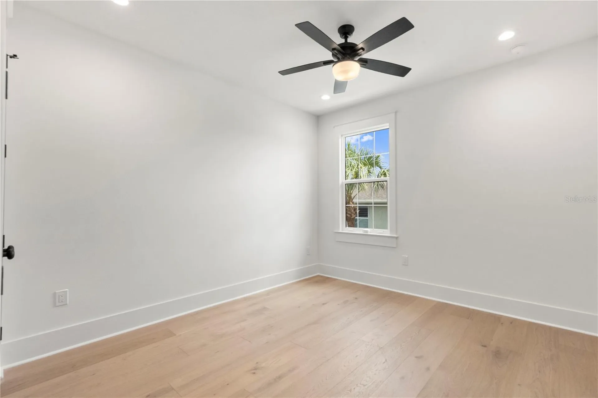 413 W Paris Street Tampa FL 33604