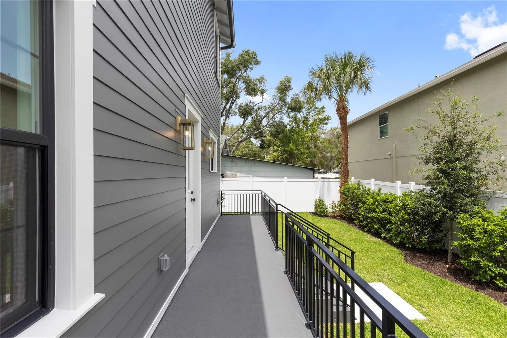413 W Paris Street Tampa FL 33604