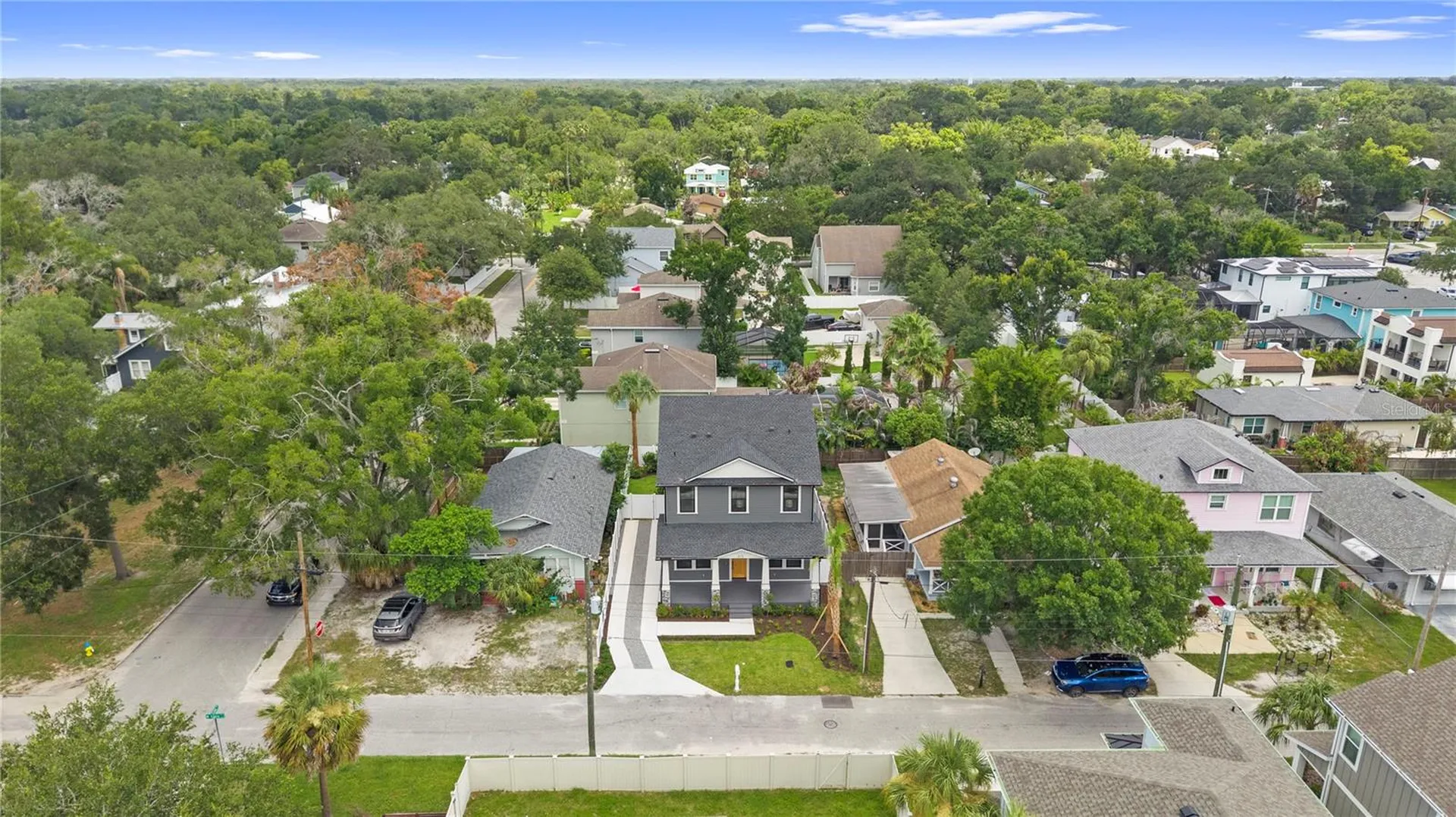 413 W Paris Street Tampa FL 33604