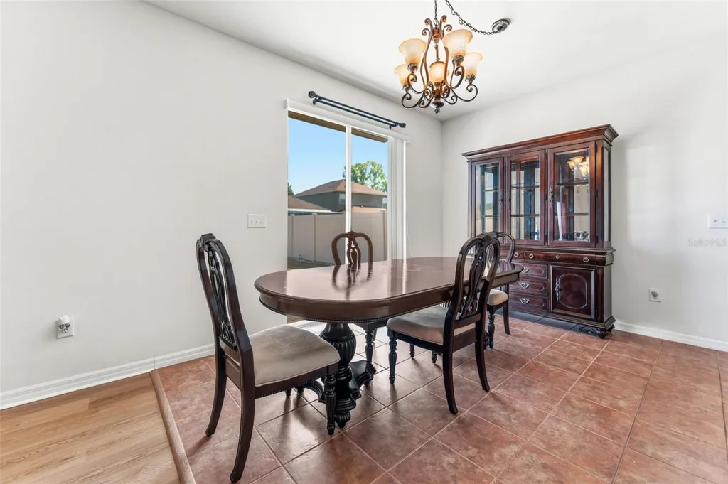 10257 Newminster Loop Ruskin FL 33573