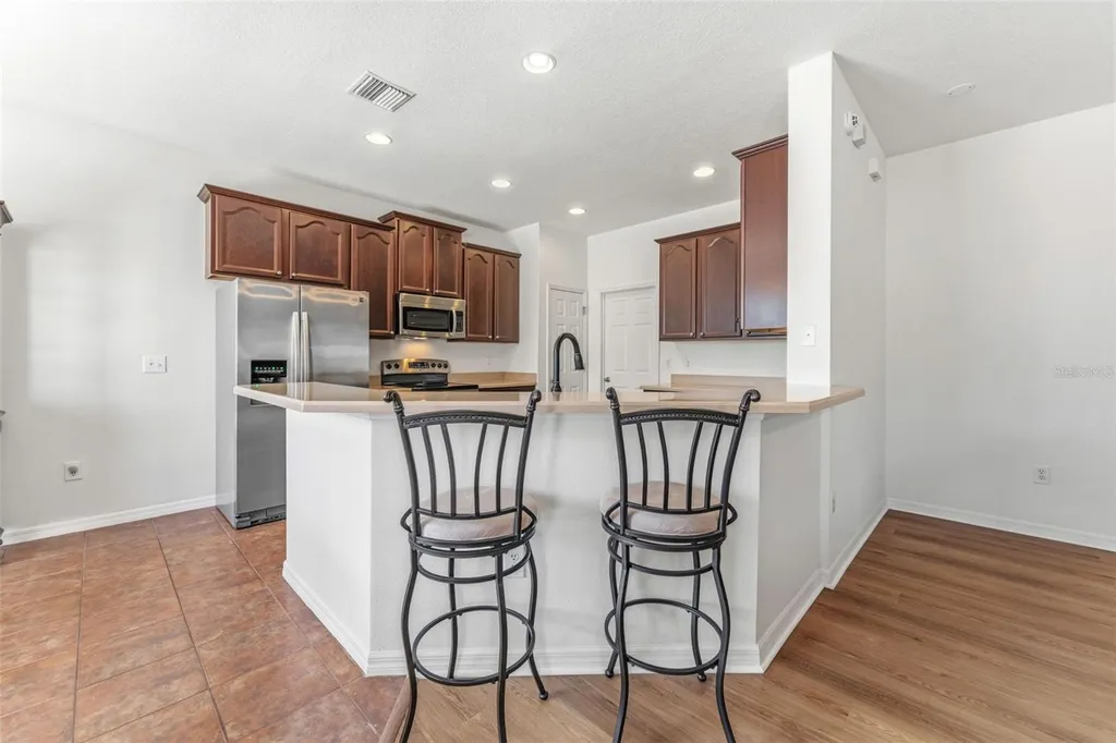 10257 Newminster Loop Ruskin FL 33573