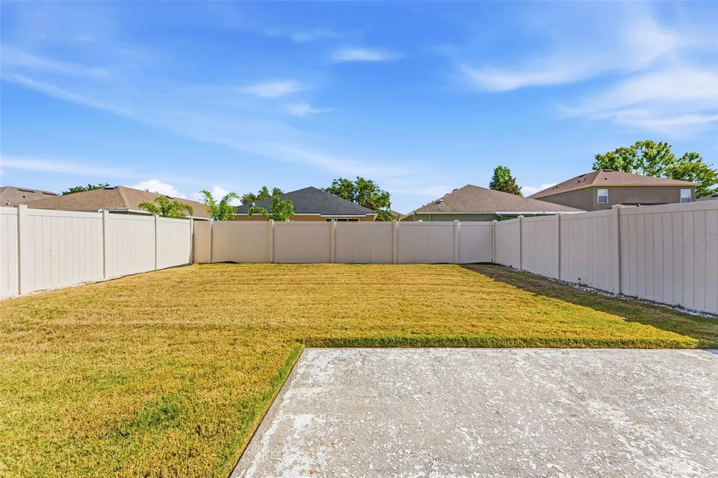 10257 Newminster Loop Ruskin FL 33573