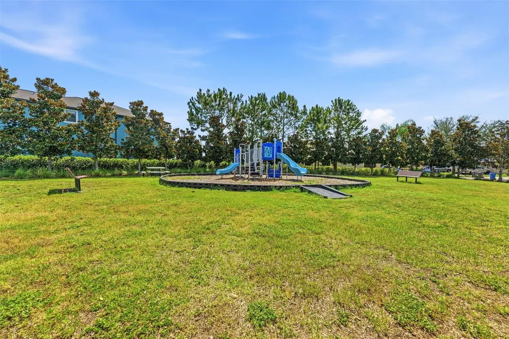 10257 Newminster Loop Ruskin FL 33573