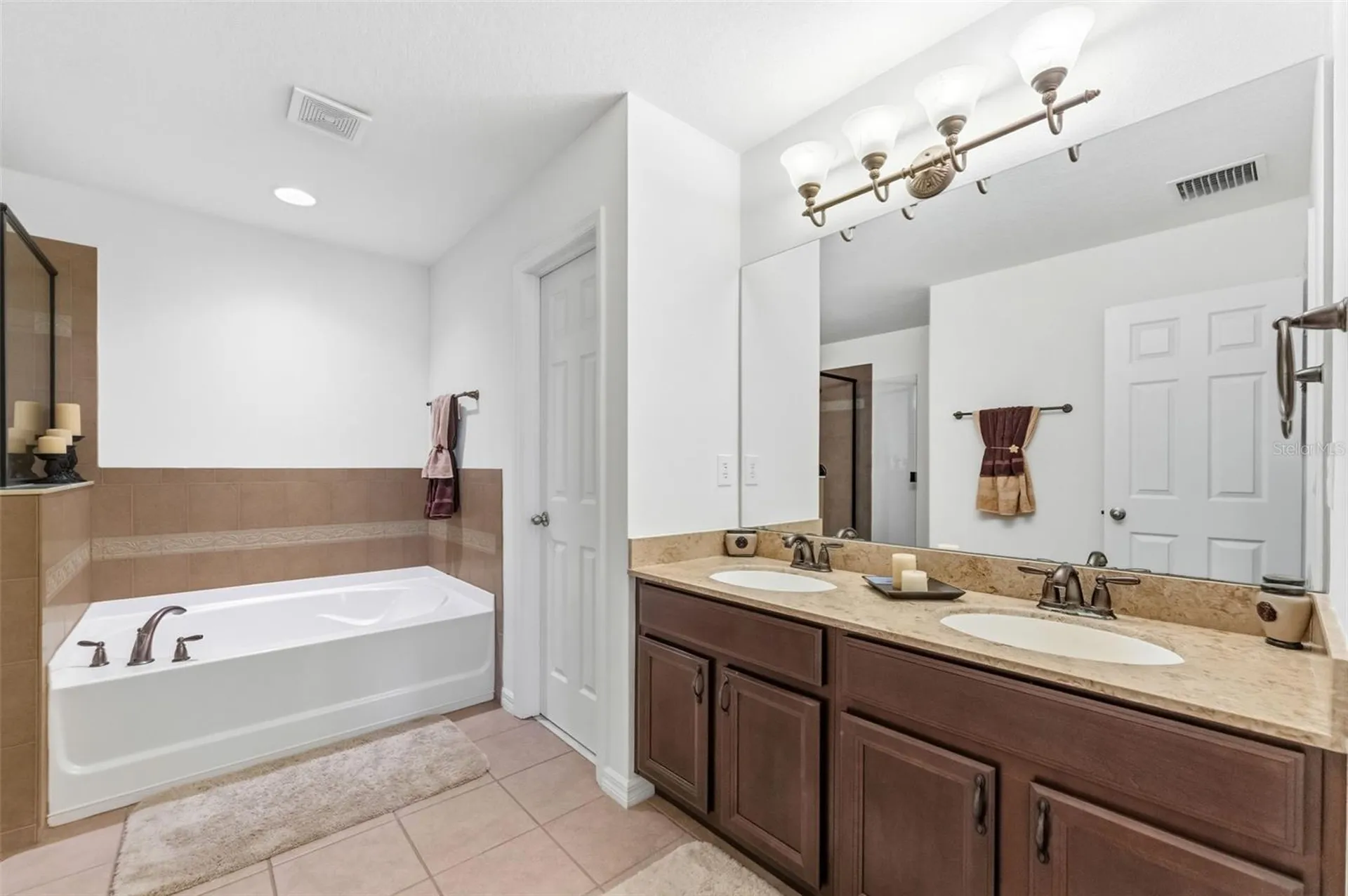 10257 Newminster Loop Ruskin FL 33573