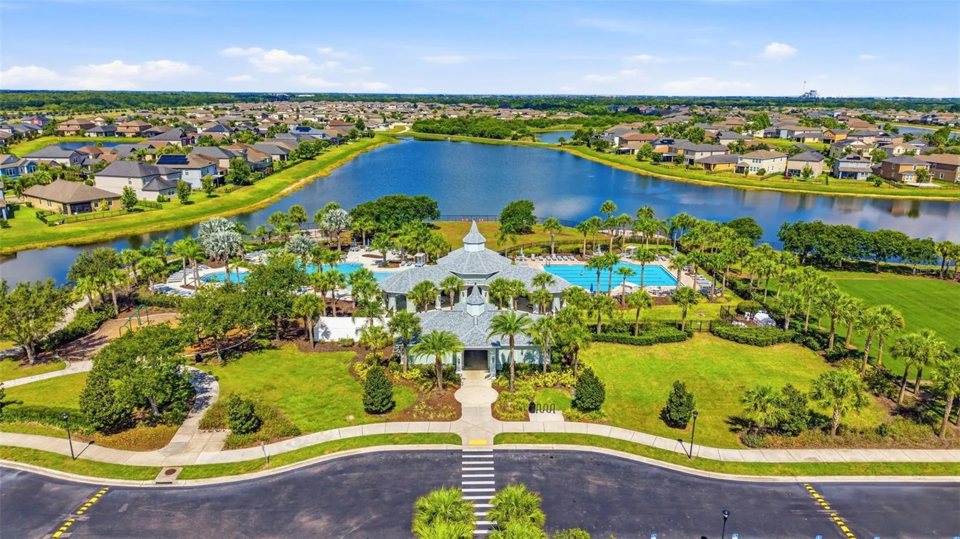 10257 Newminster Loop Ruskin FL 33573