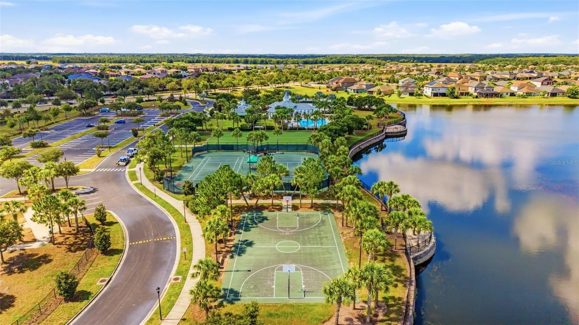 10257 Newminster Loop Ruskin FL 33573