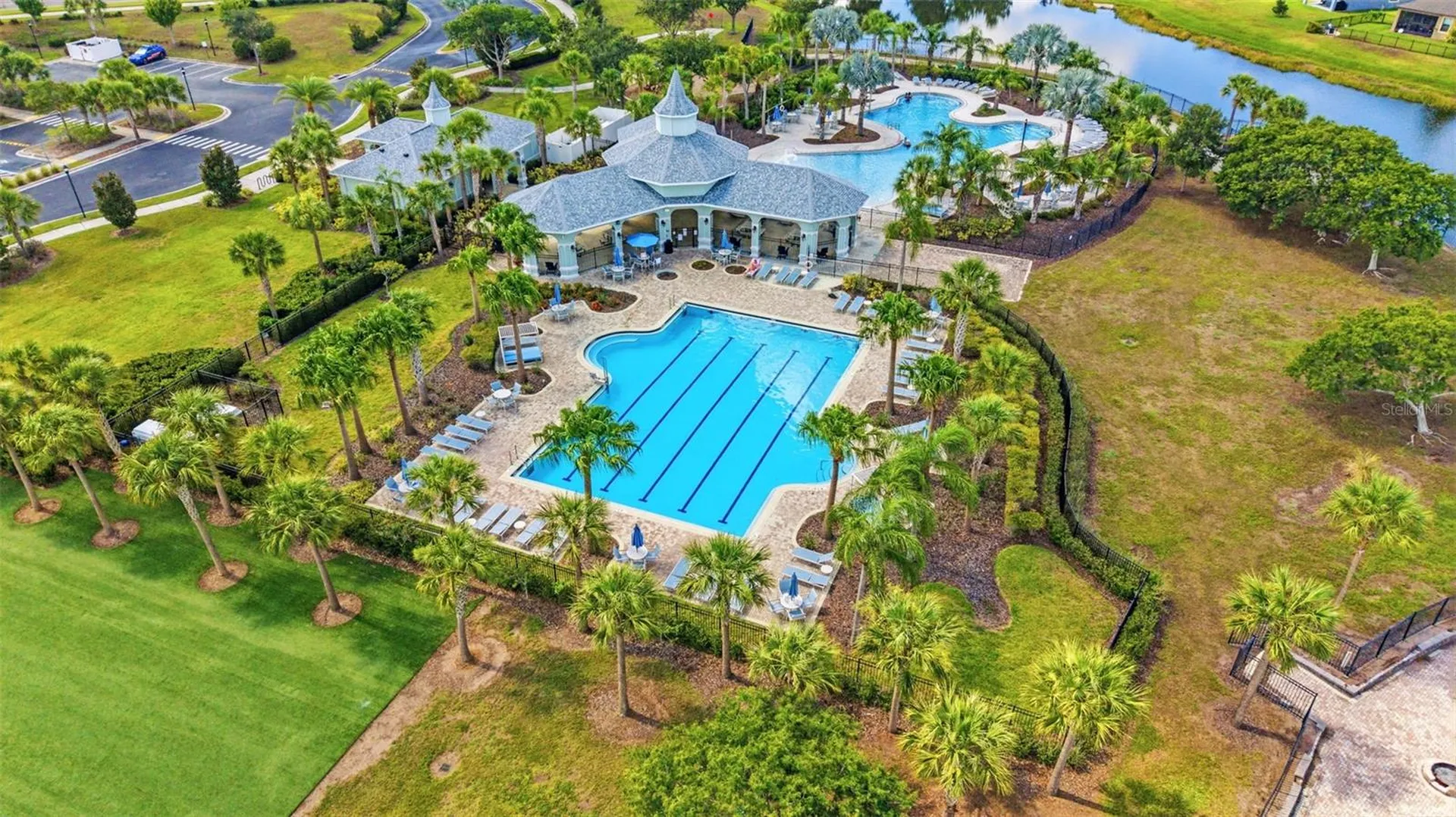 10257 Newminster Loop Ruskin FL 33573