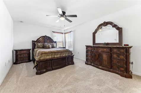 10257 Newminster Loop Ruskin FL 33573