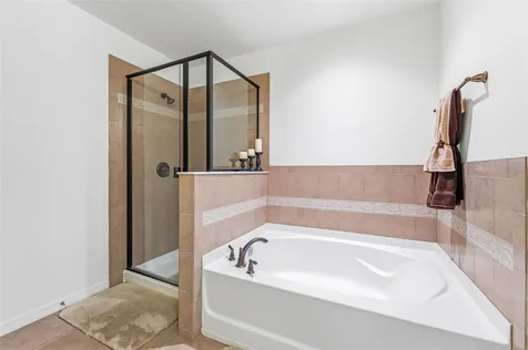 10257 Newminster Loop Ruskin FL 33573