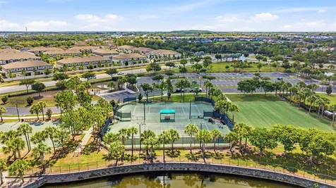 10257 Newminster Loop Ruskin FL 33573