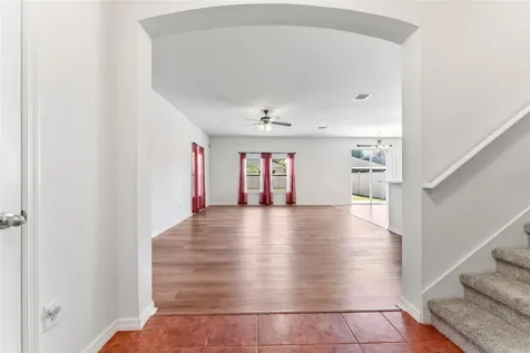 10257 Newminster Loop Ruskin FL 33573