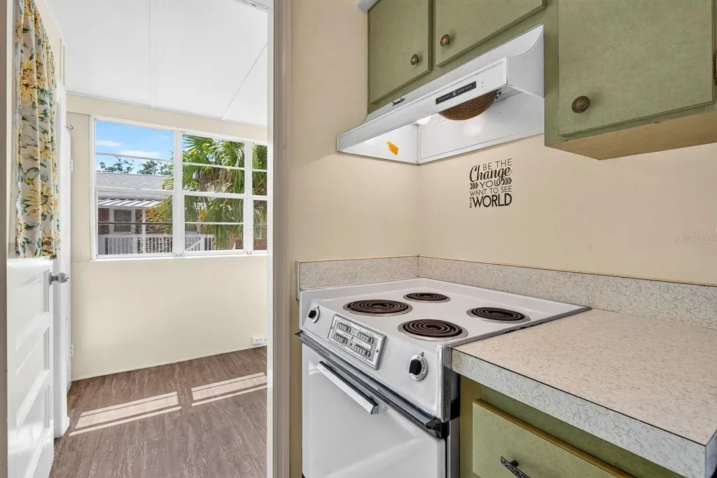 4507 9th Street W Bradenton FL 34207