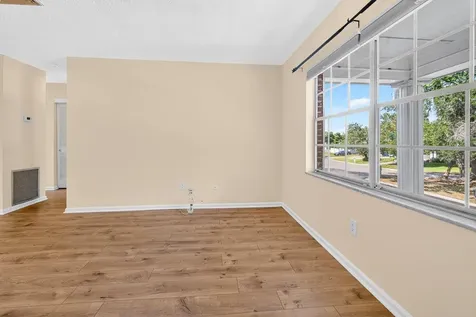 4507 9th Street W Bradenton FL 34207