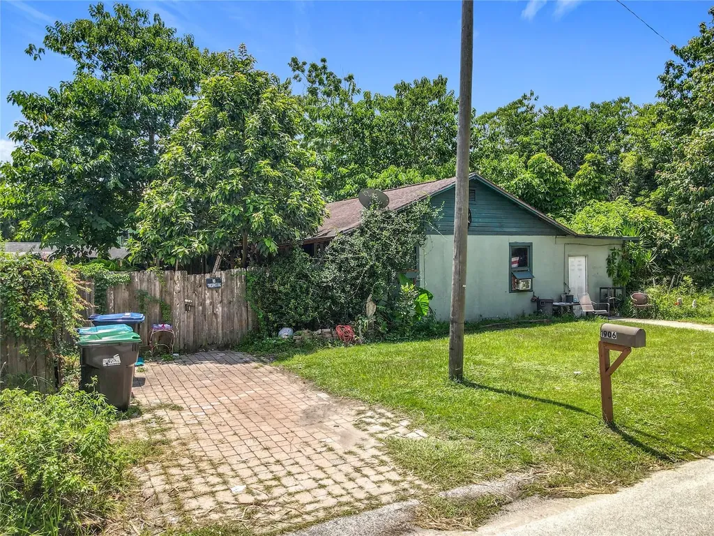 1906 Vine Street Orlando FL 32806