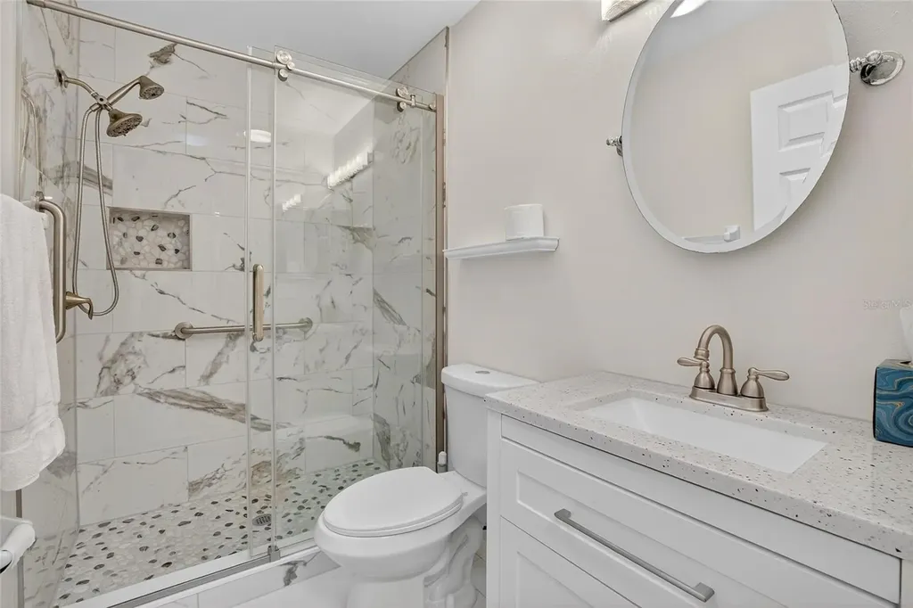 2221 Ivan Court Sun City Center FL 33573