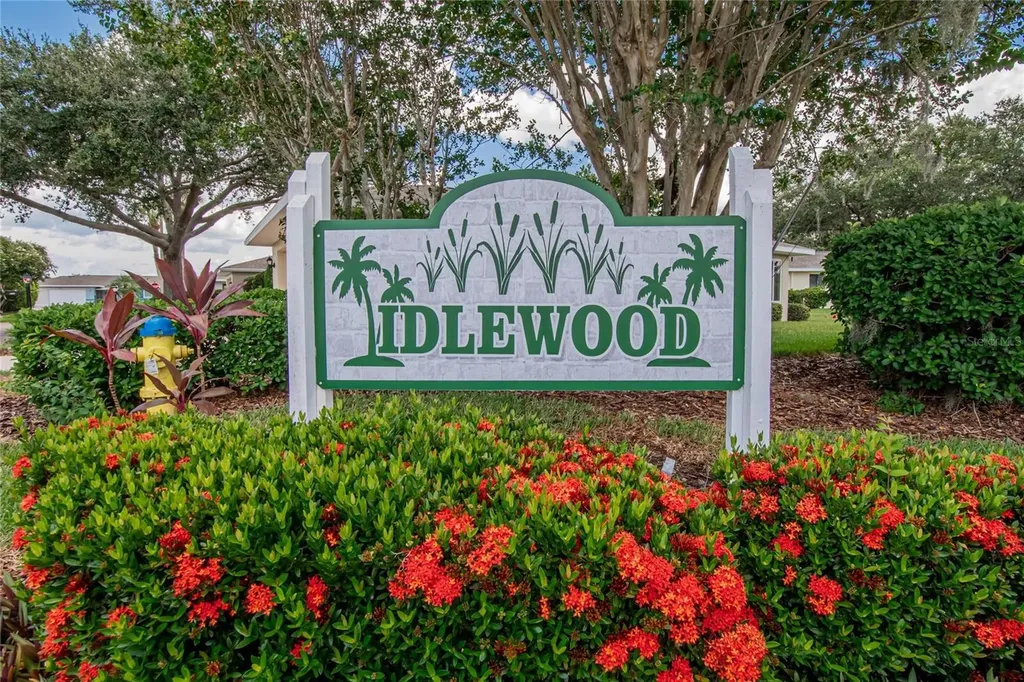 2221 Ivan Court Sun City Center FL 33573