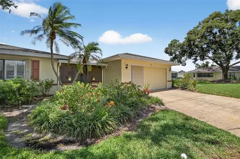 2221 Ivan Court Sun City Center FL 33573