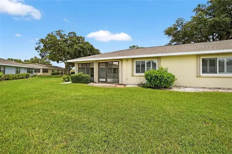 2221 Ivan Court Sun City Center FL 33573