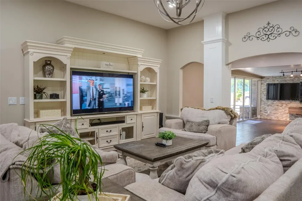 33721 Spring Drive Leesburg FL 34788
