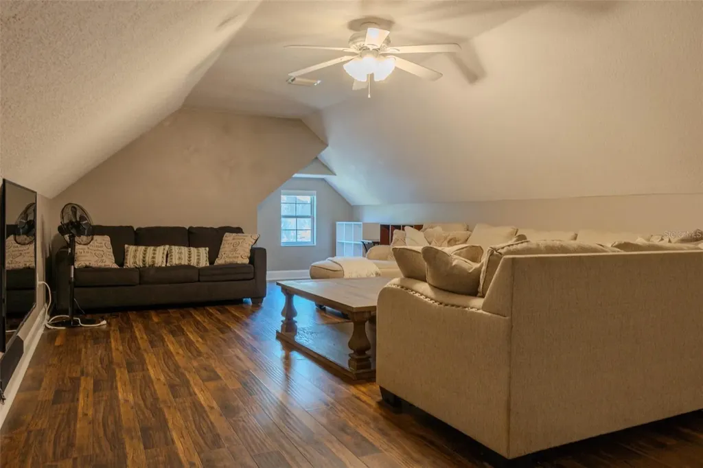 33721 Spring Drive Leesburg FL 34788
