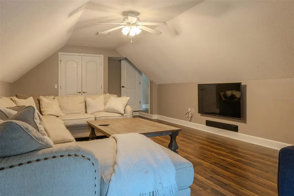 33721 Spring Drive Leesburg FL 34788