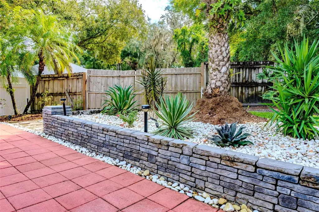 33721 Spring Drive Leesburg FL 34788