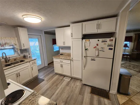 808 53rd Avenue E Bradenton FL 34203