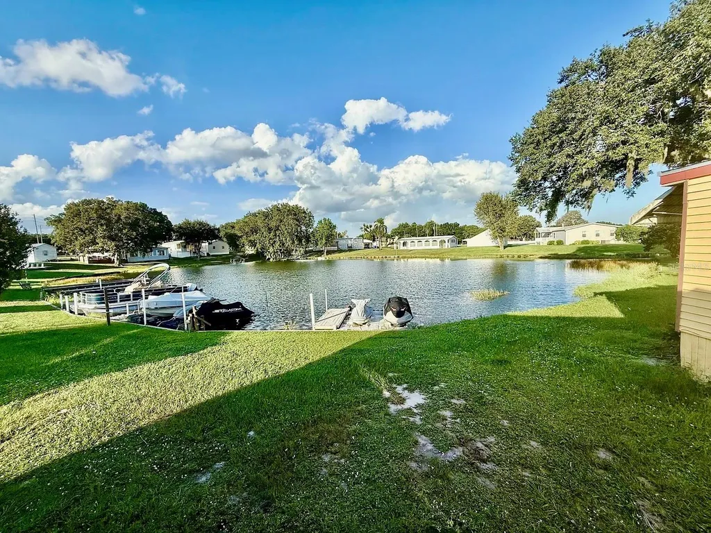 16 W Palm Circle Lake Placid FL 33852