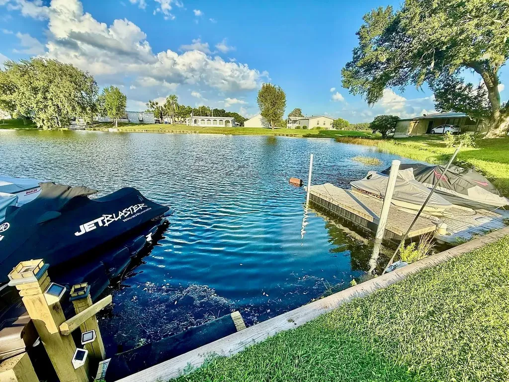 16 W Palm Circle Lake Placid FL 33852